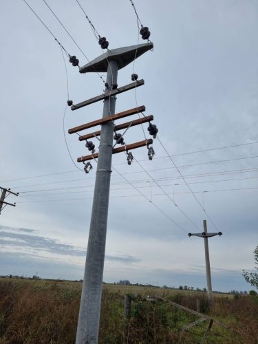 Línea Aérea Media Tensión 2